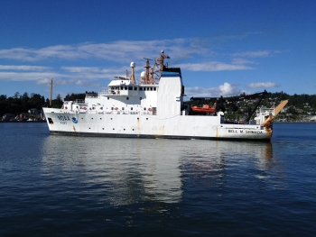 NOAA Ship Bell M. Shimada underway